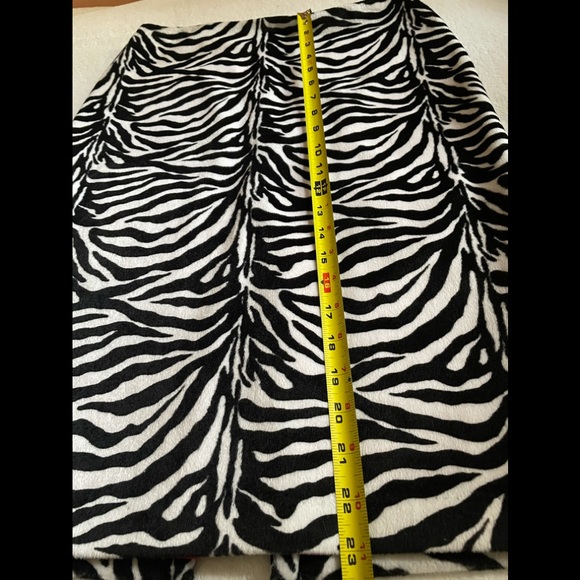 NWOT Aria Skirt - Picture 9 of 9